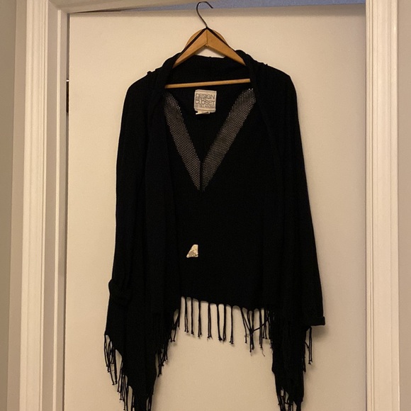 Billabong,  black cardigan with tassels ladies size SMALL - Picture 5 of 6